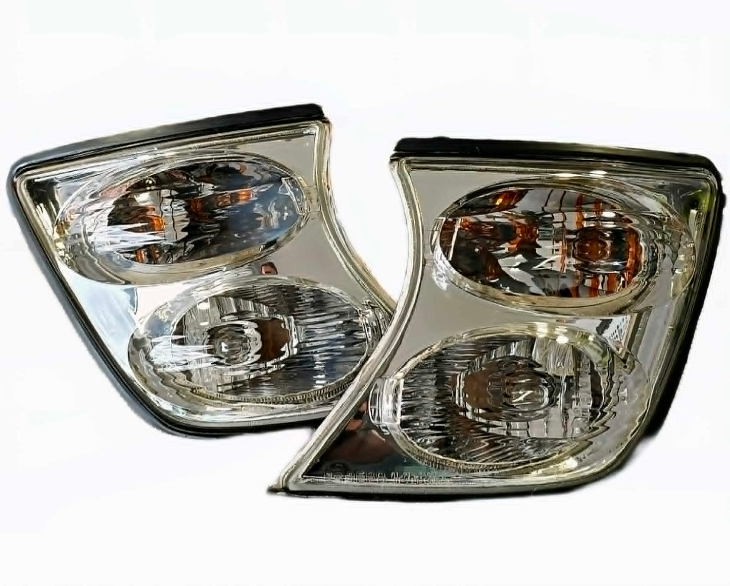 NISSAN PATROL SERIES 3 CORNER LIGHTS